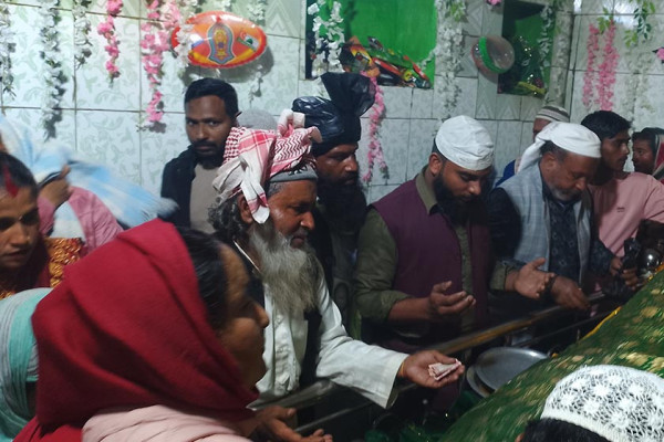 धार्मिक सद्भावको अनुपम स्थल ‘कम्मर शाह मजार’